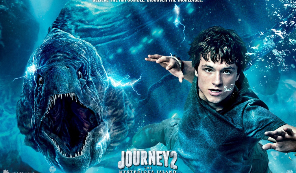 Парень под водой