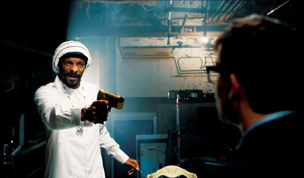 Одноклассники.ru НаCLICKай удачу угрожает пистолетом