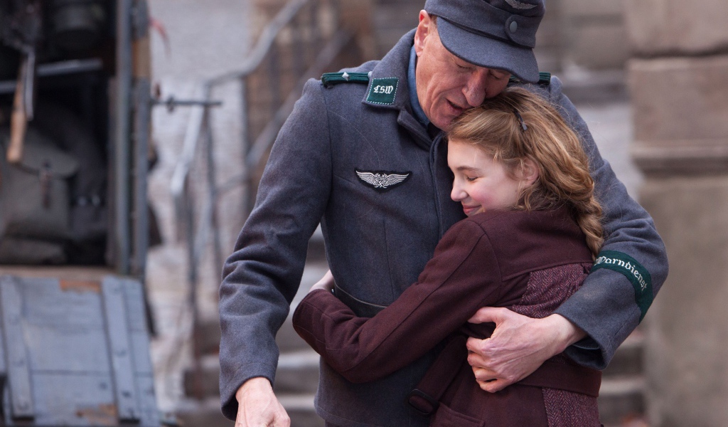 Интересный кинофильм Воровка книг