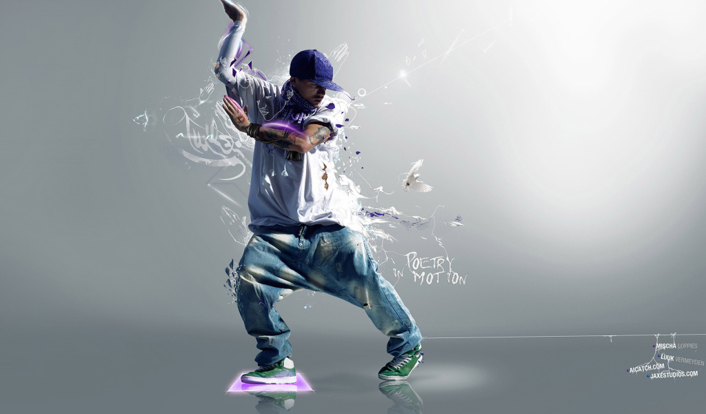 Темнокожий рэпер танцует