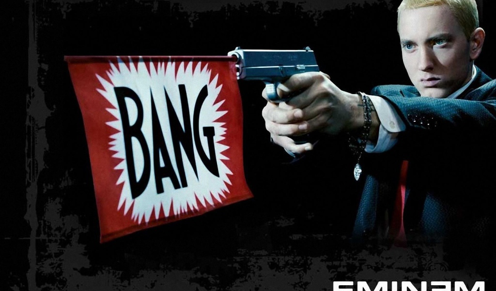 Eminem с пистолетом