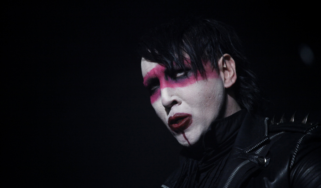 Исполнитель тяжелого рока Marilyn Manson