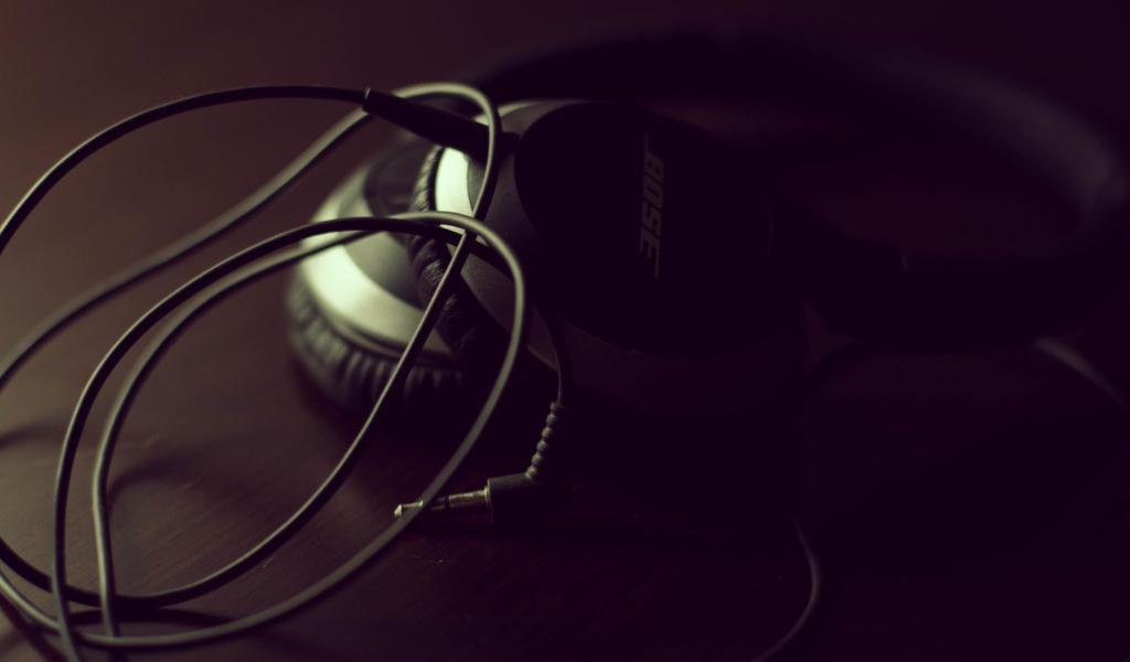 Cтарые наушники