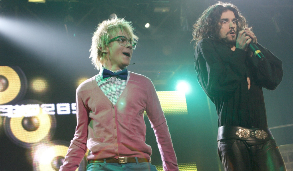 Страсти на концерте Quest Pistols