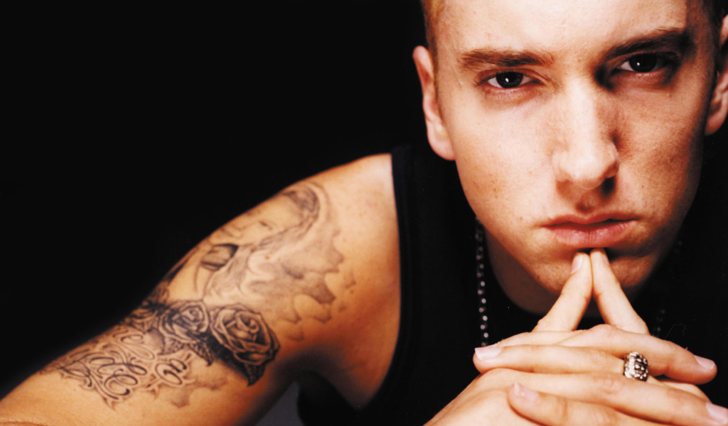 Задумчивый взгляд Eminemа