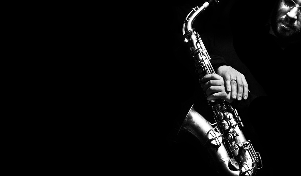 Игра на саксофоне