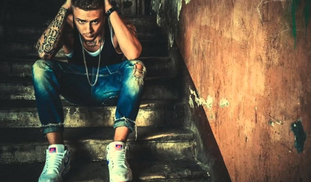 Молодой исполнитель Егор Крид