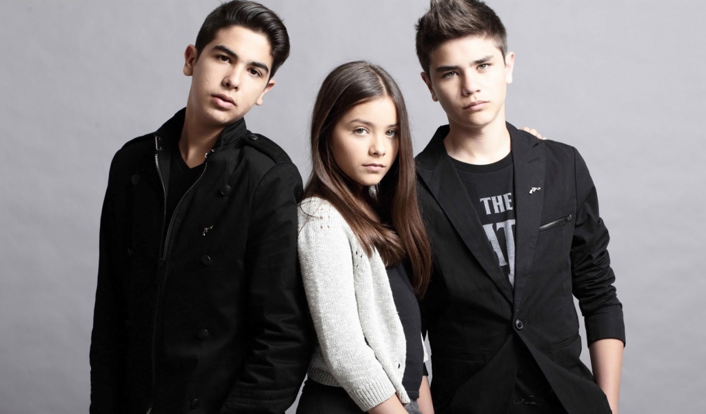 Молодое трио