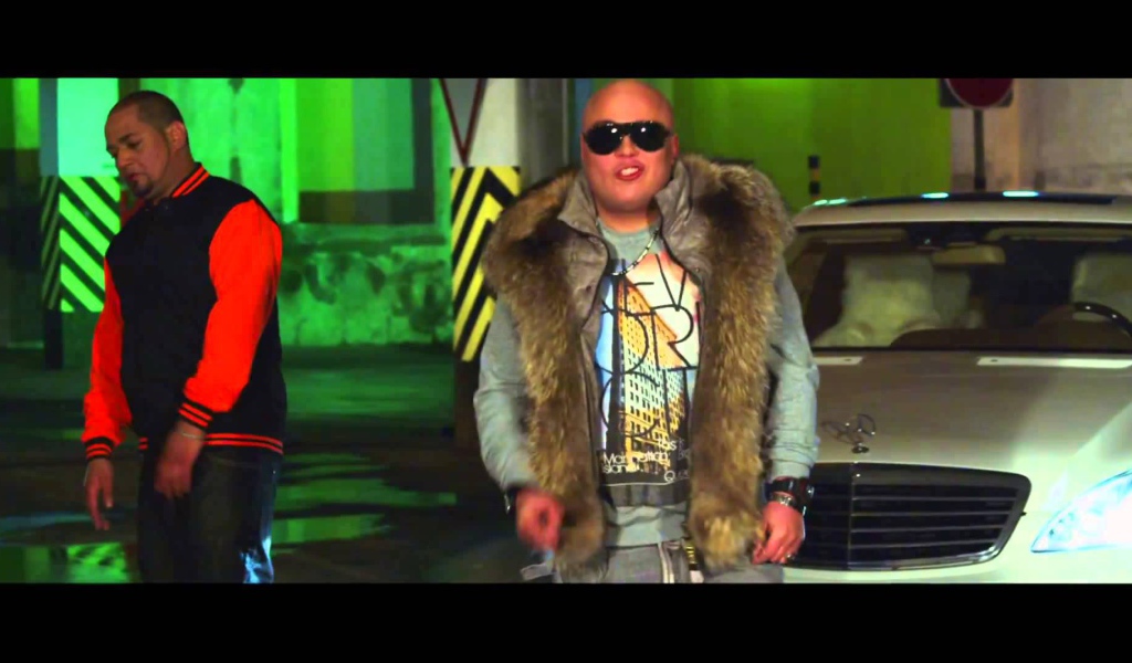 Доминик Джокер богато одетый