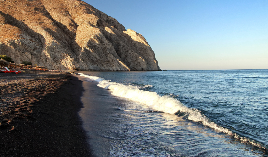 Красивое фото черного пляжа