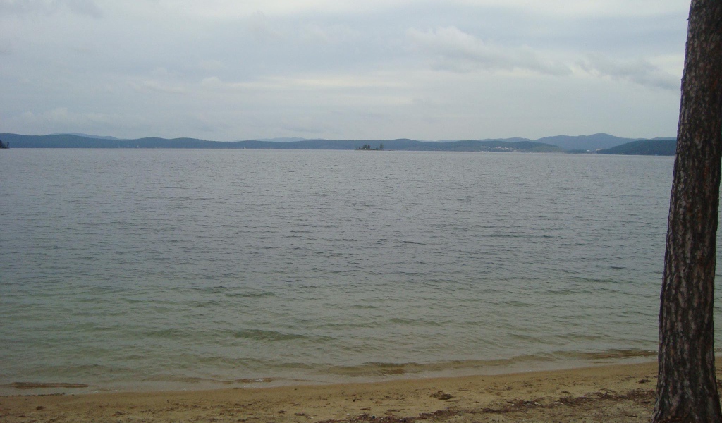 Золотой пляж на Тургояке