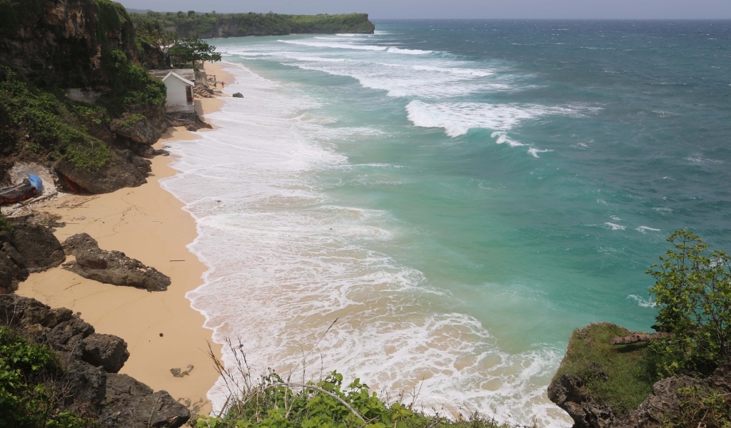 Белый пляж на Бали