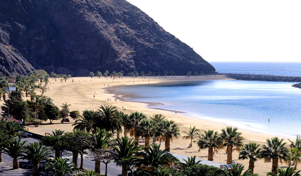 Белый пляж на Тенерифе