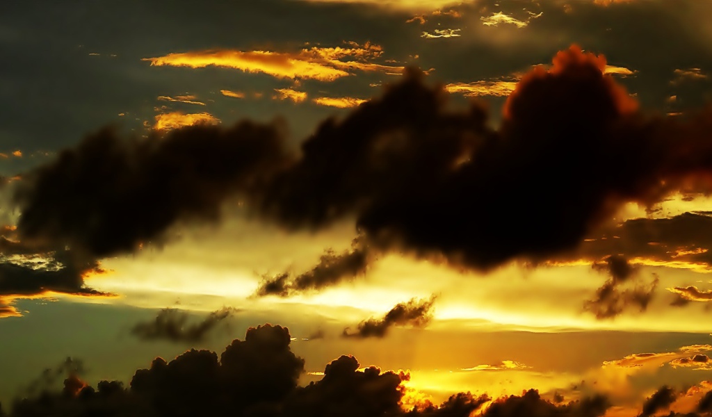 Черные облака