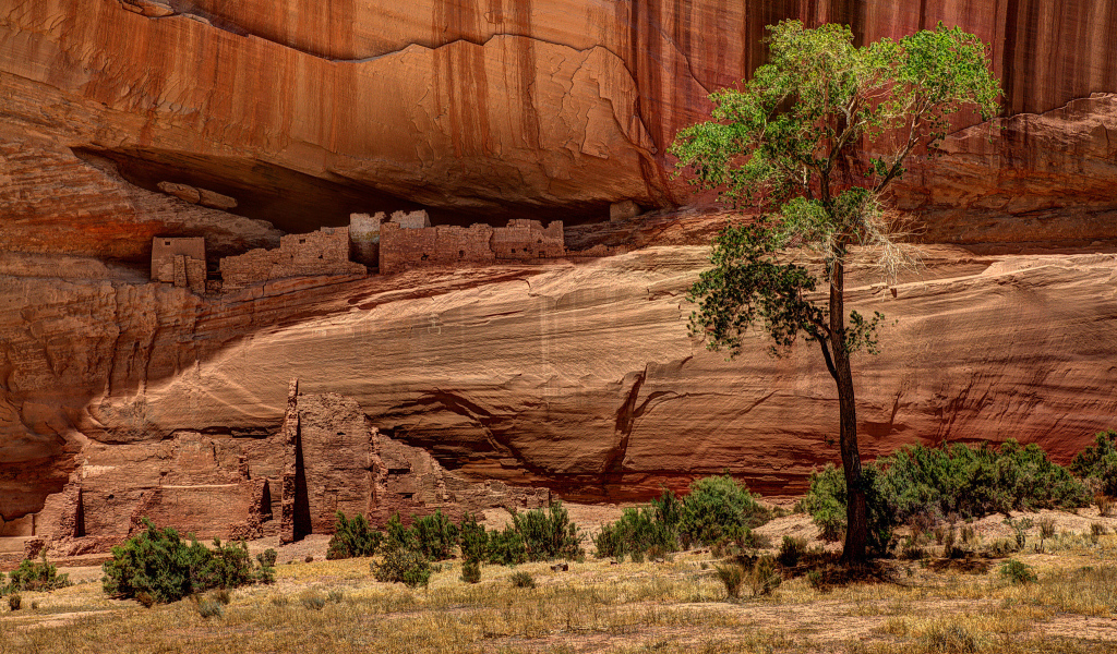 Жилища в скалах