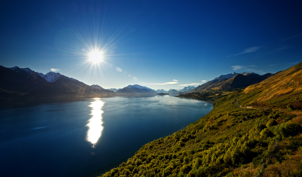 Горное озеро в Новой Зелландии