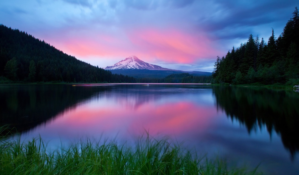 Отражение гор