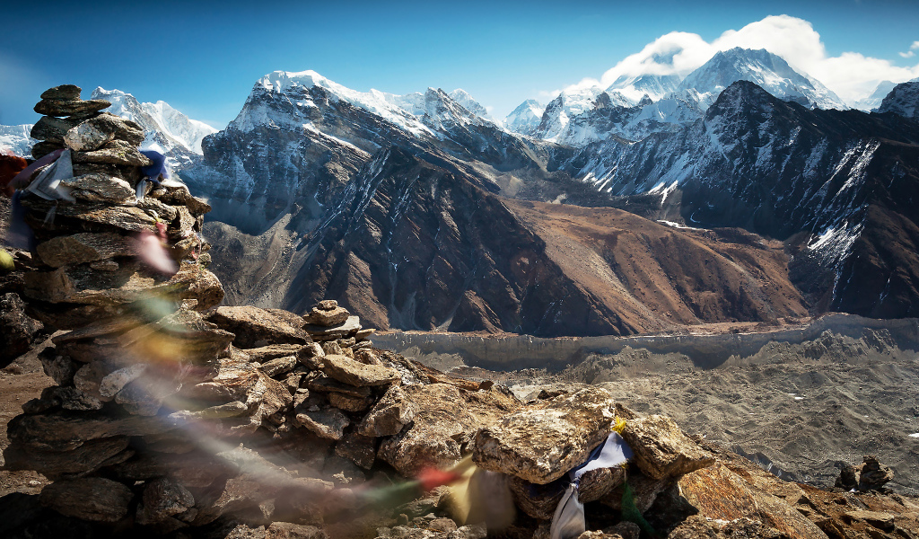 Вихрь в горах Тибет