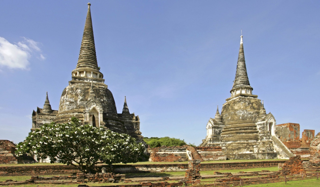 Буддийские пагоды