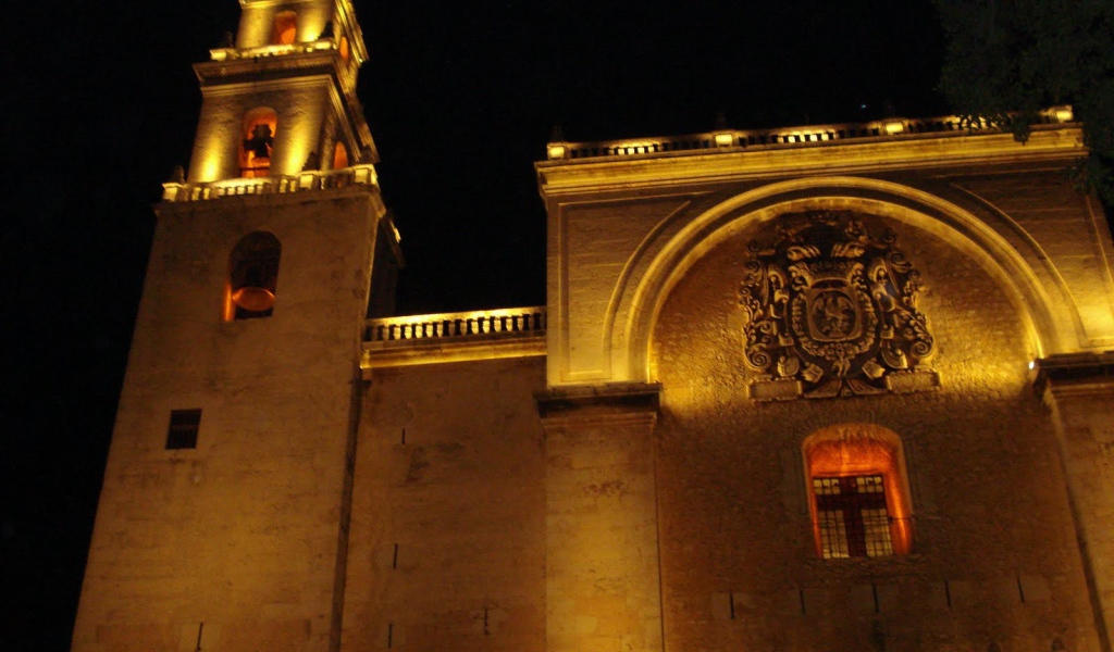 Костел с колоколами