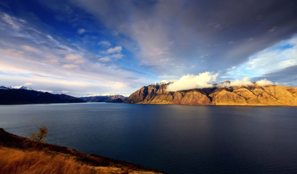 Озеро Хавеа в Новой Зеландии