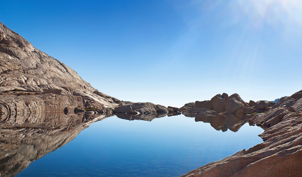 Озеро в Калифорнии