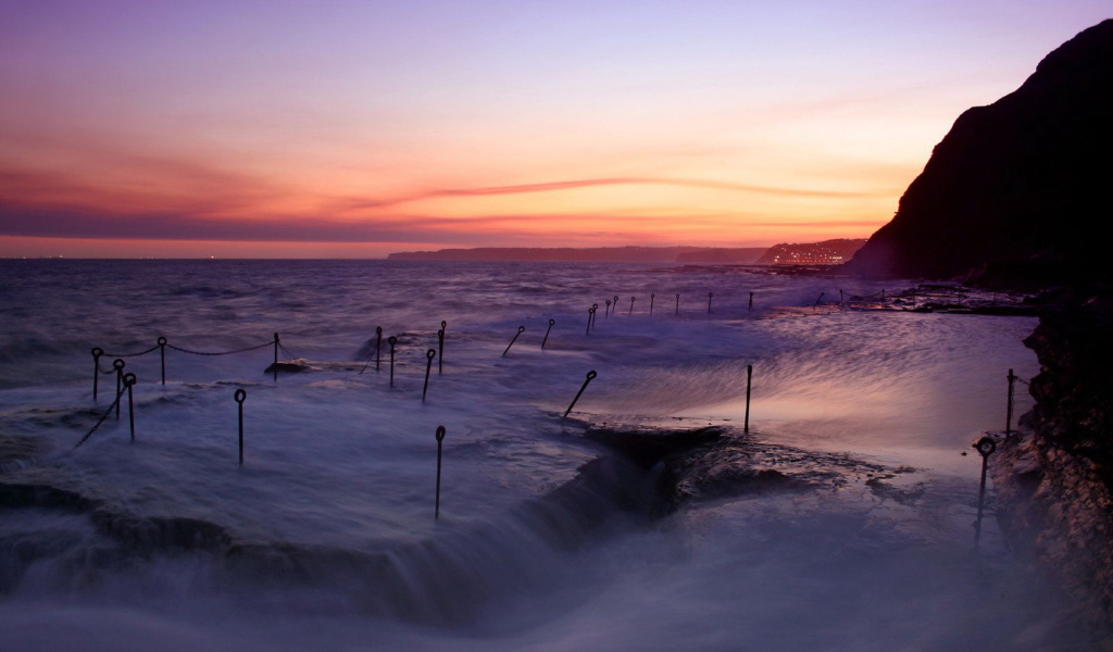 Берег во время шторма