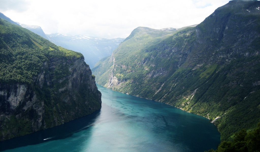 Великолепный фьорд в Норвегии