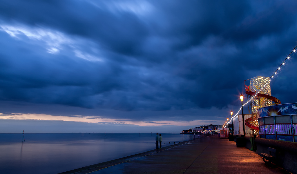 Ночное синее море