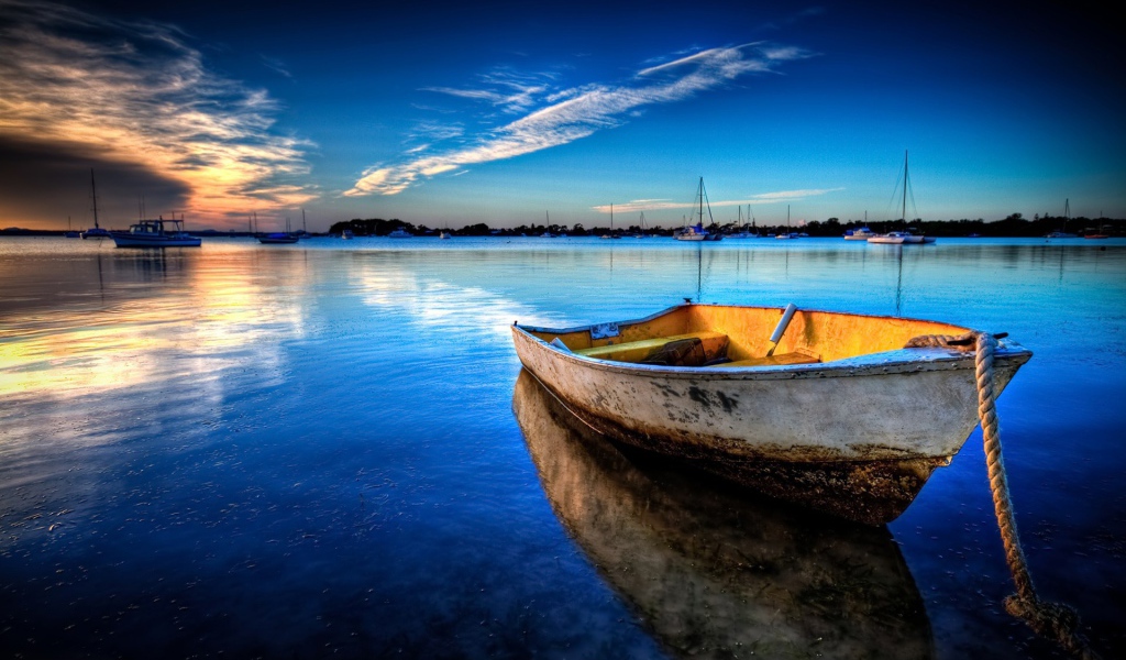 Старая лодка