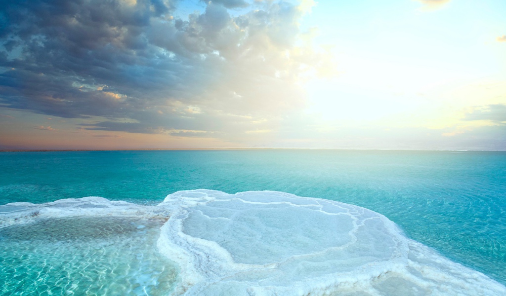 Соленое море