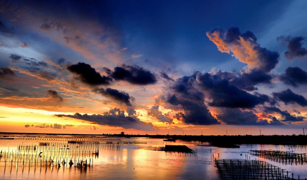 Закат в бухте