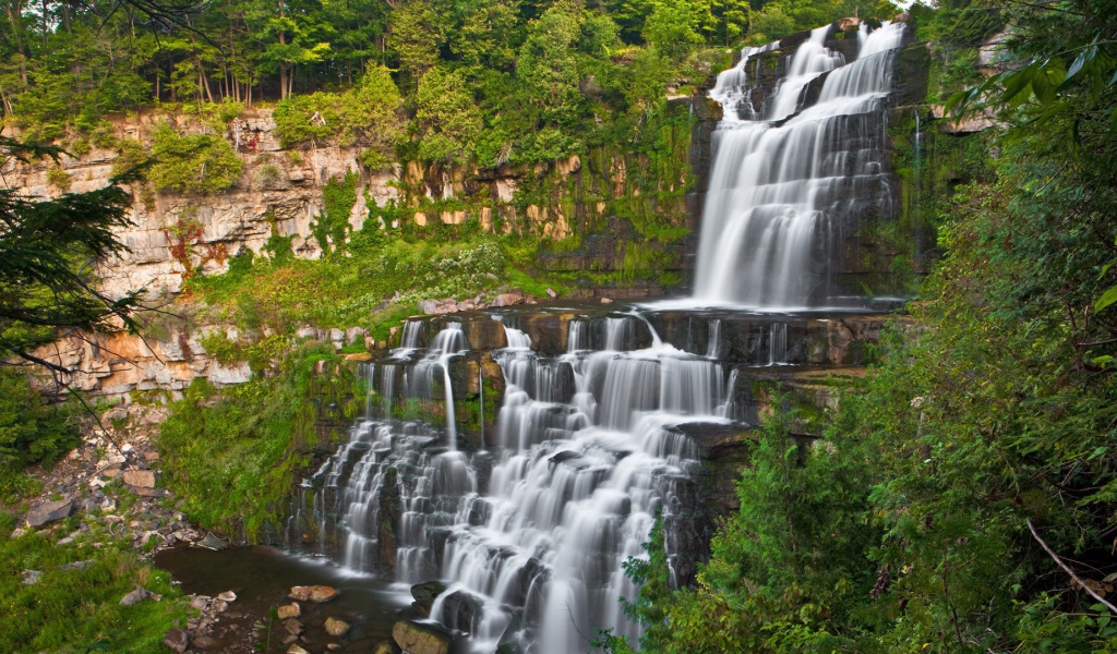 Водопад ступенями