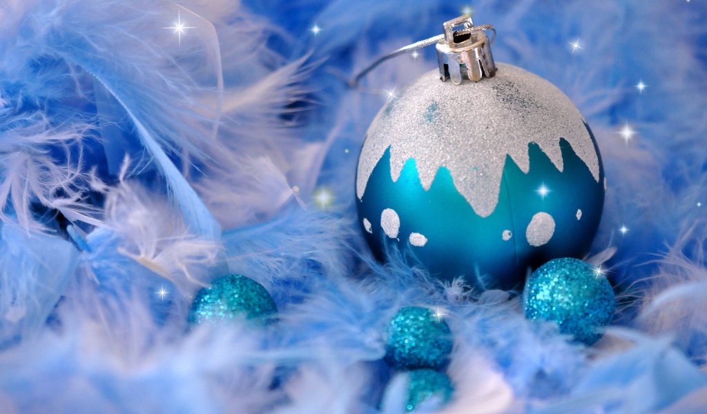 Синий шарик на Новый год