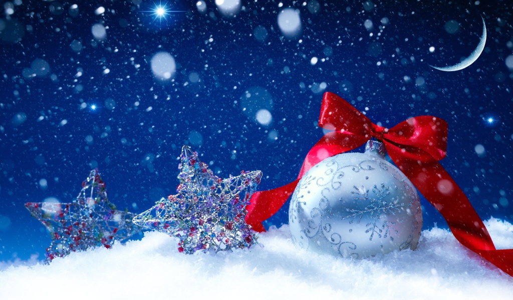 Белый шар с красной лентой