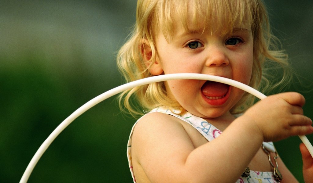 Симпатичная девочка