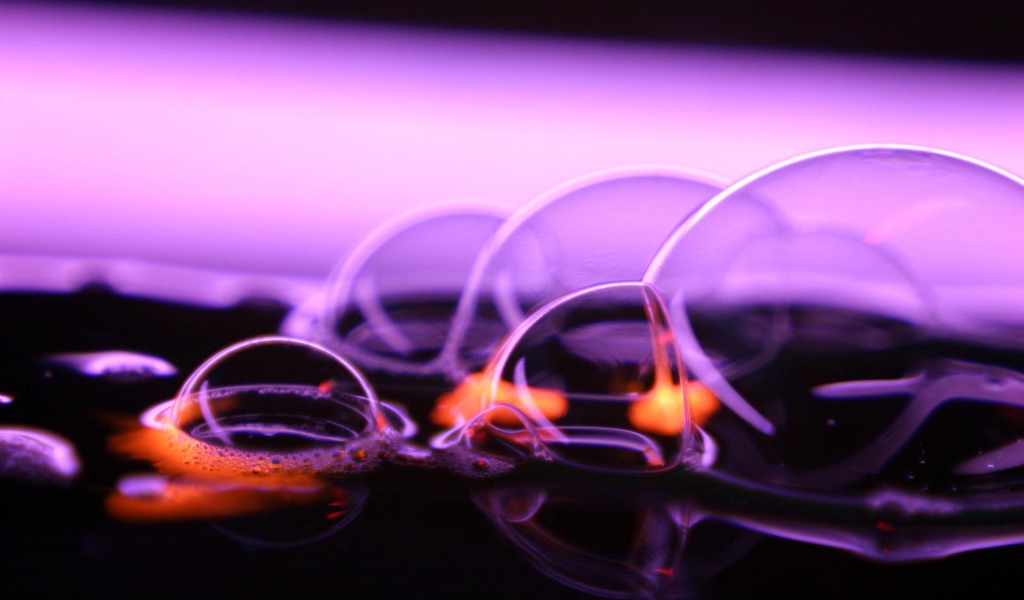 Пузырьки на воде