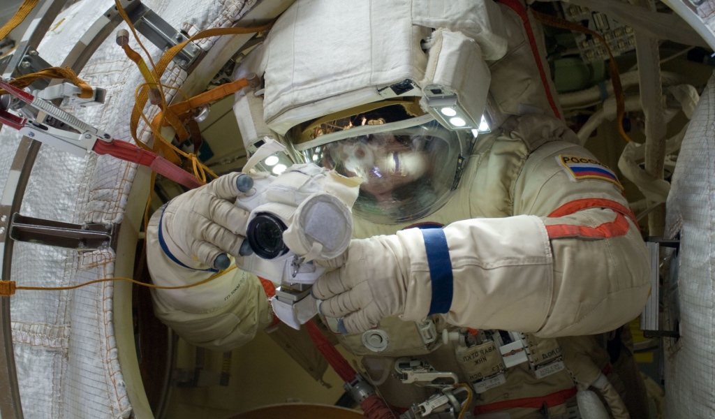 Российский космонавт