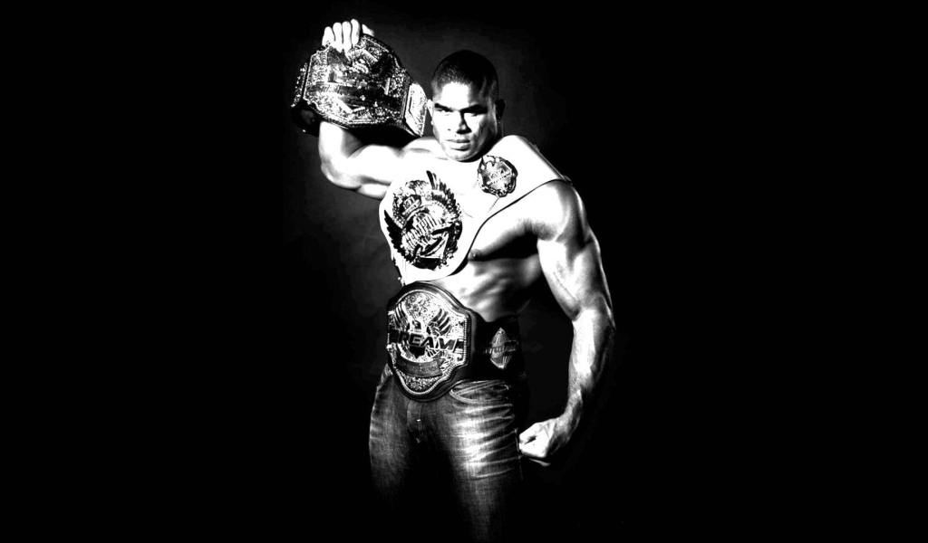 Чемпион Алистер Оверим