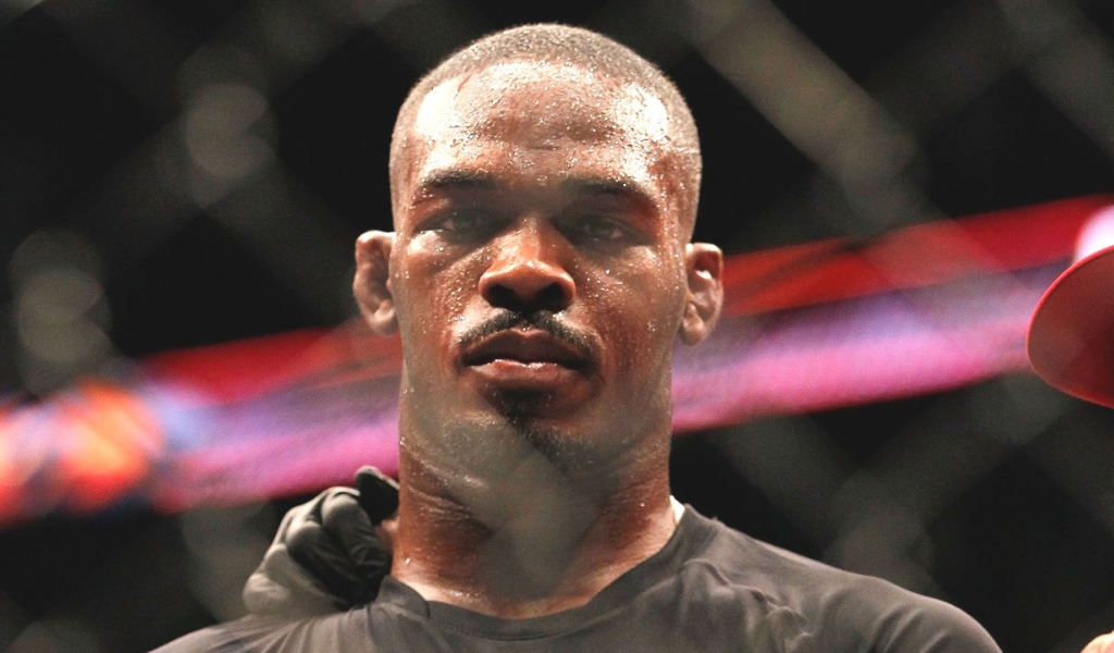 Чемпион Джон Джонс