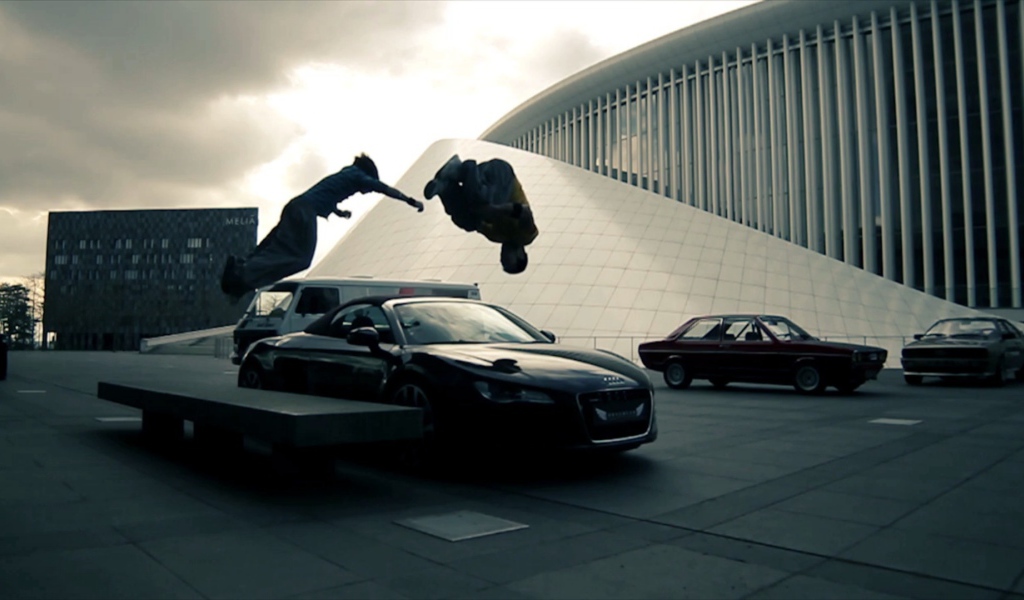 Паркур на автостоянке