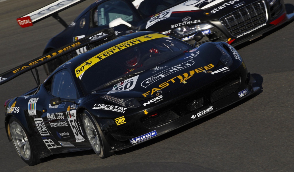 Гоночное авто