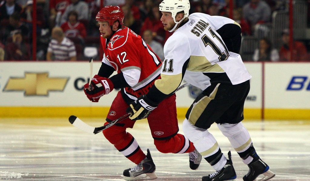 Лучший хоккеист Эрик Стаал