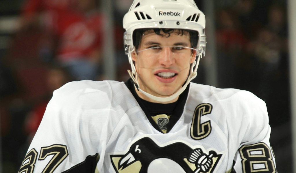 Сидни Кросби забил