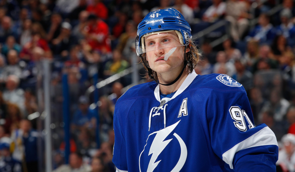 Хоккеист Тампа-Бэй Стивен Стэмкос