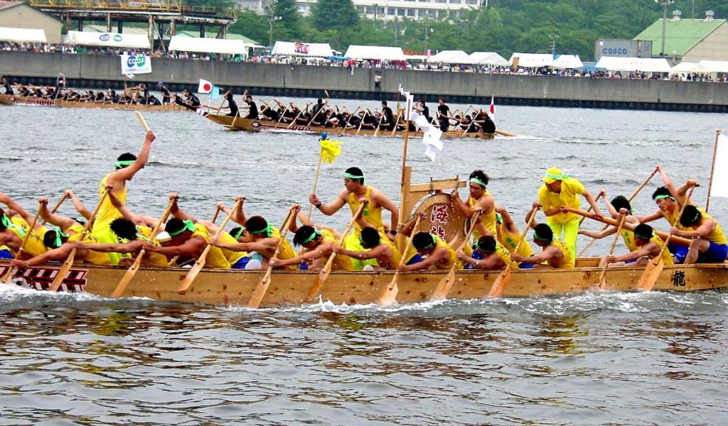 Гонки на лодках в Японии