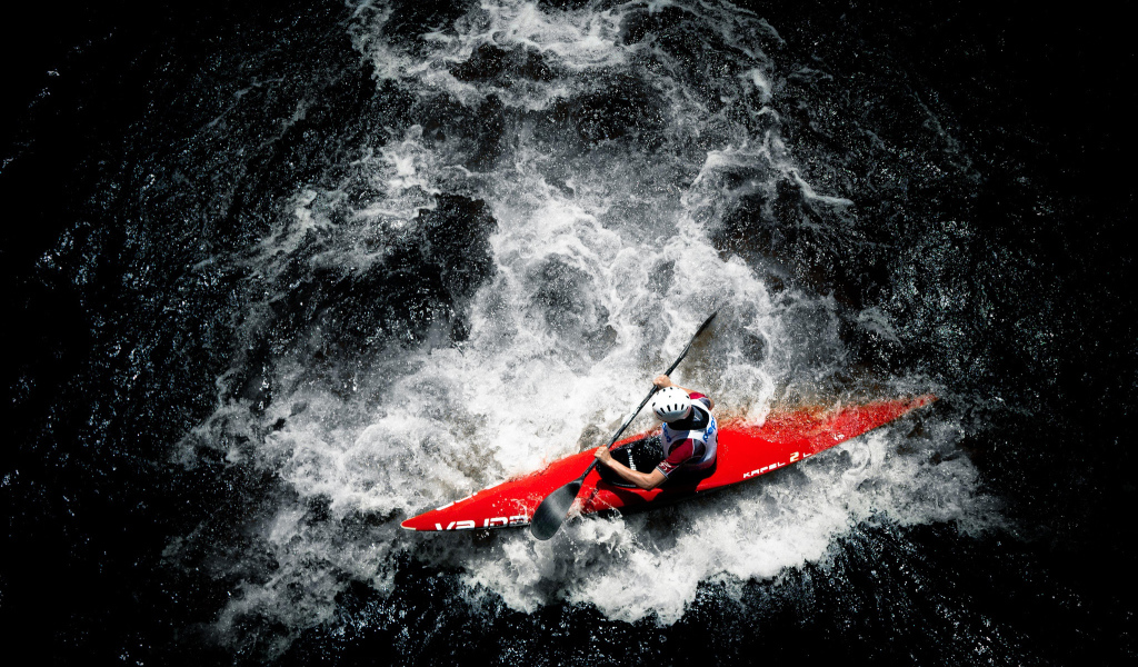 Спуск по горной реке