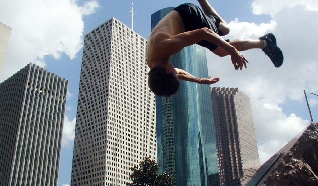 Паркур в большом городе