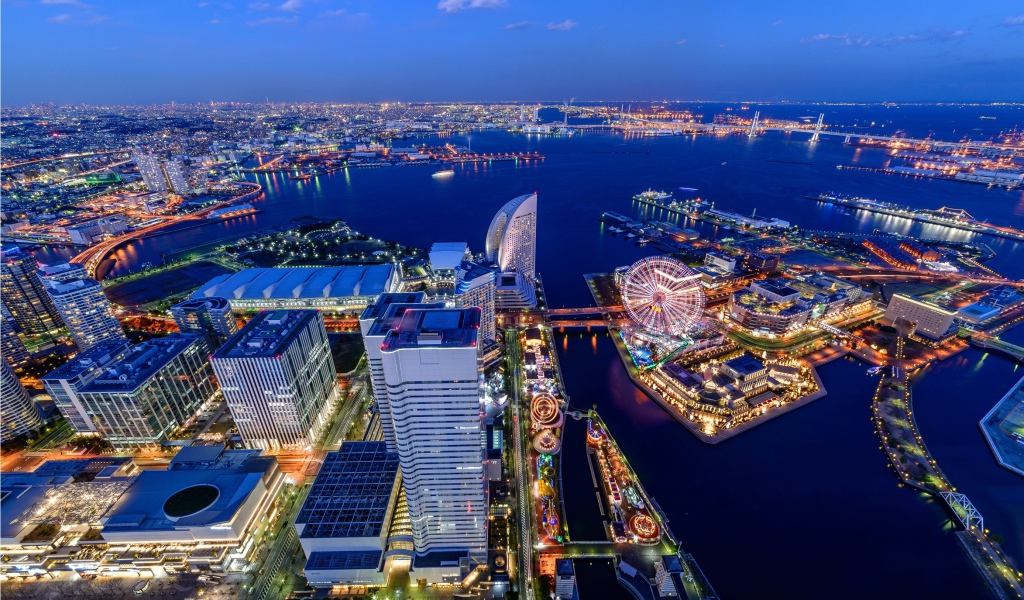 Вечерний город в Японии