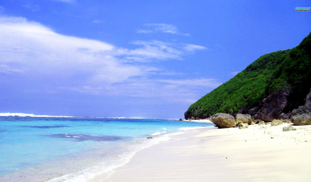 Дикий пляж на Бали